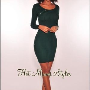 Hunter Green Ribbed Knit Silver Button Long Sleeve Dress